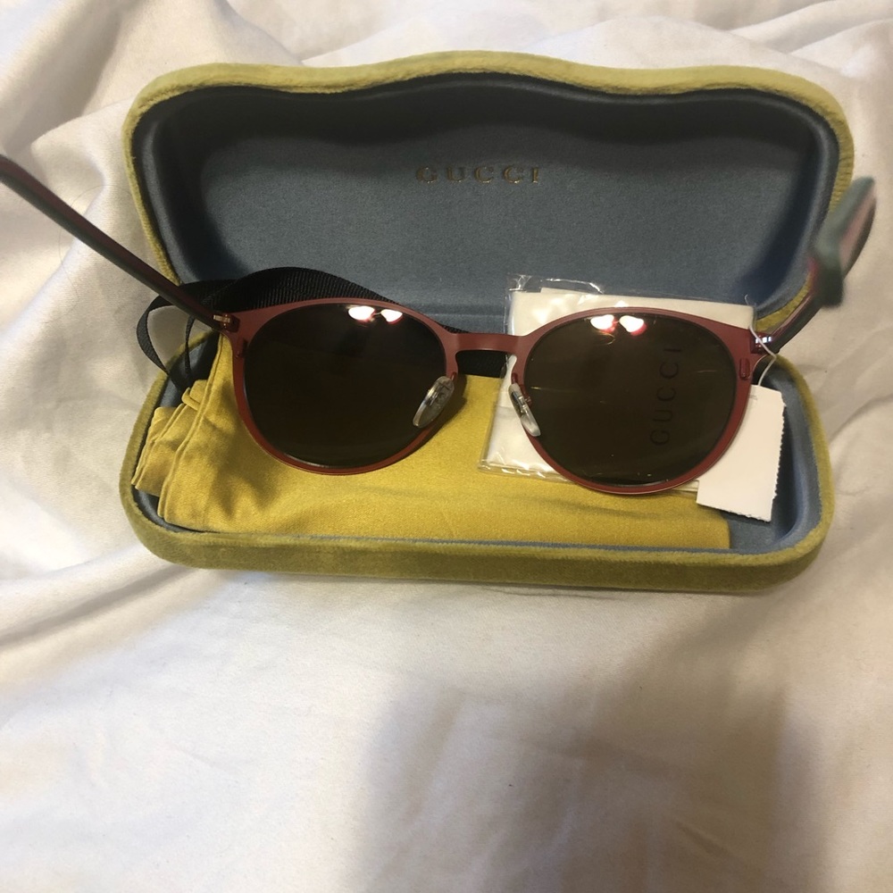 Gucci 52mm Round Sunglasses - Picture 10 of 10
